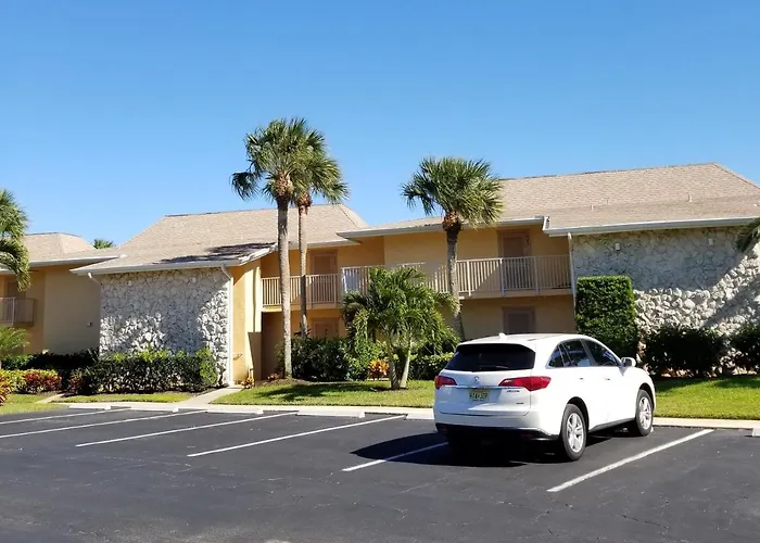 Beach Getaway - Ocean Beach, Tennis, Golf, Pool With Tiki Bar
