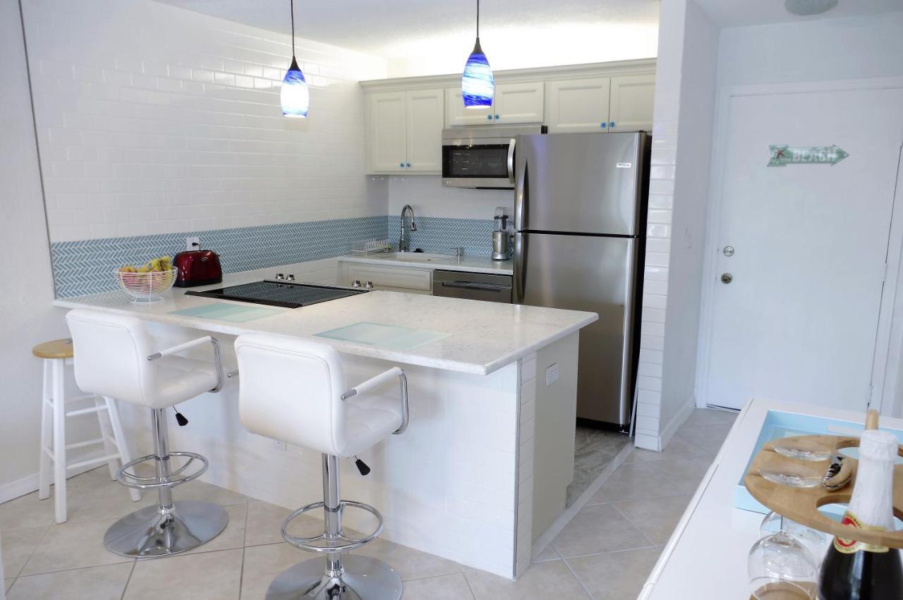 Getaway - Ocean Beach, Tennis, Golf, Pool With Tiki Bar Apartamento Fort Pierce