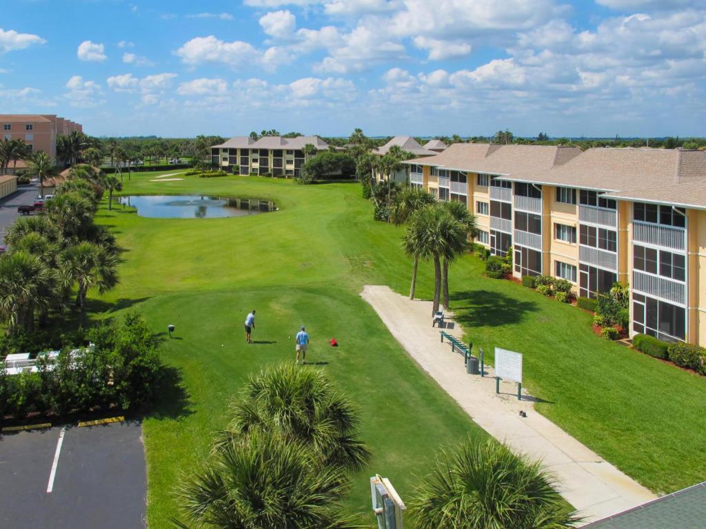 Getaway - Ocean Beach, Tennis, Golf, Pool With Tiki Bar Apartamento